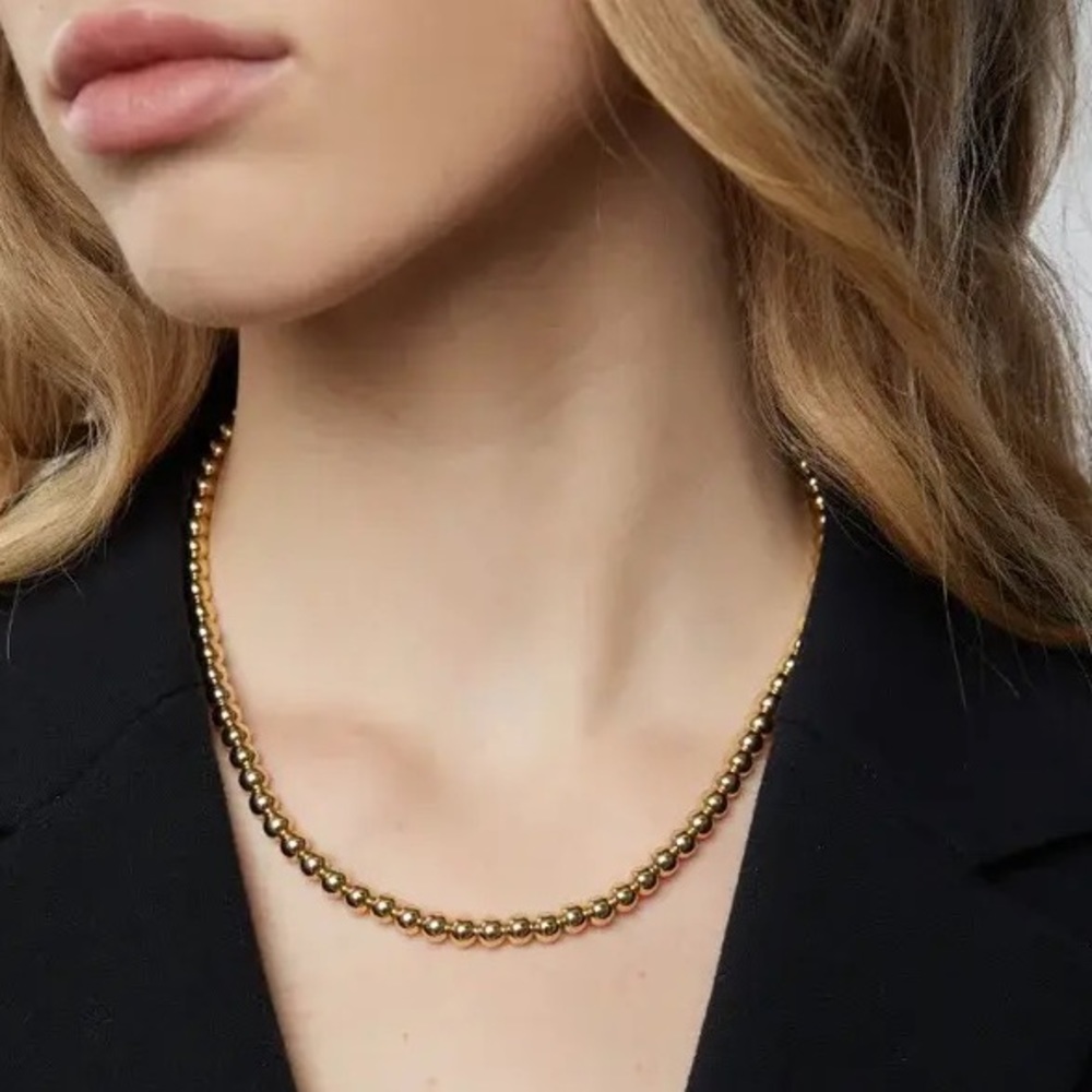 GOLD OAK AND FORT SPHERE NECKLACE